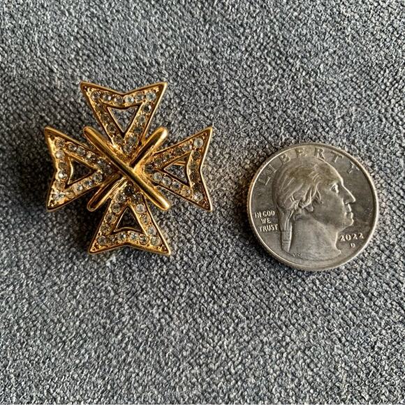 Napier Vintage Brooch Maltese Cross Gold tone Swarovski Crystal - Picture 9 of 11